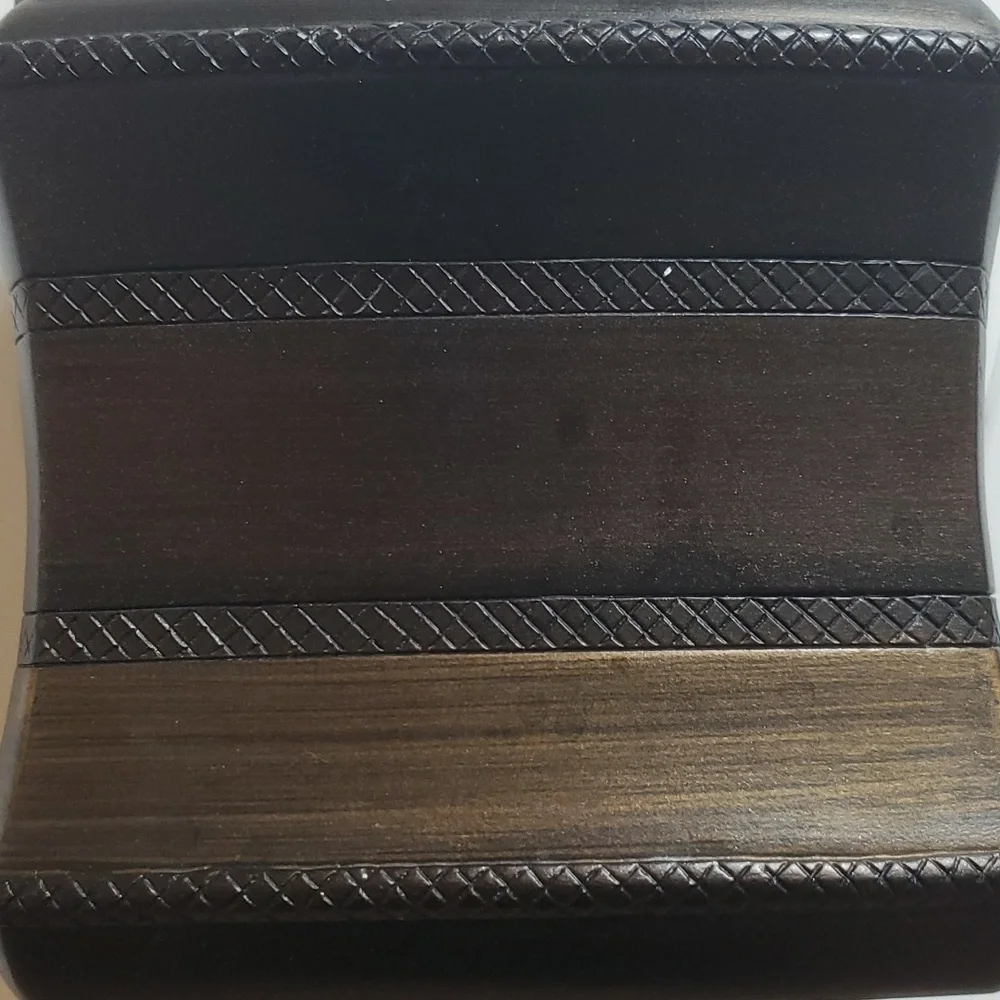 Brushed copper and brown bathroom set